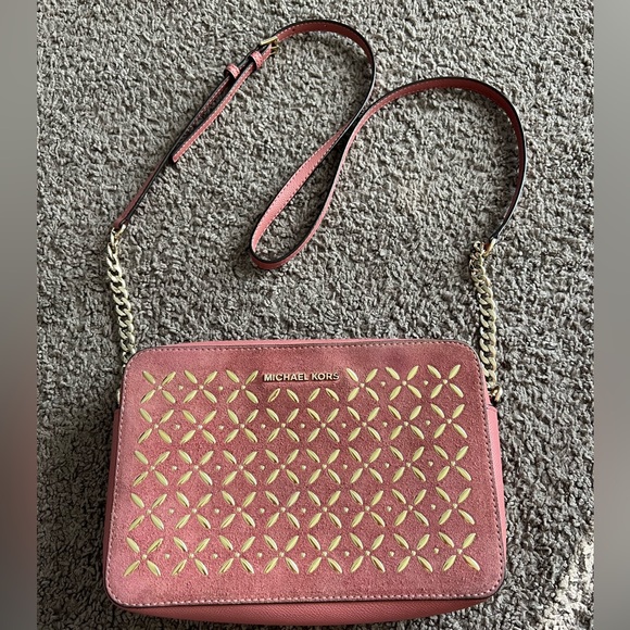 Michael Kors Jet Set Crossbody - Picture 1 of 5